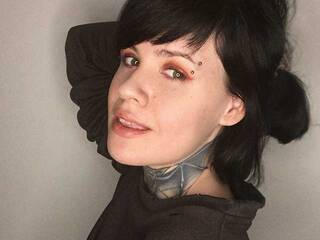 Chat video erotic cute_bat