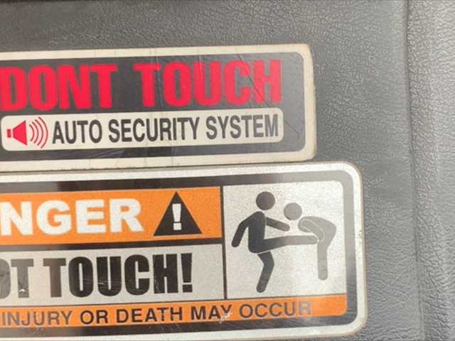 Capturi de ecran de difuzare Eliness