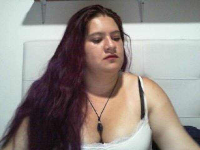 Capturi de ecran de difuzare CutteBBW