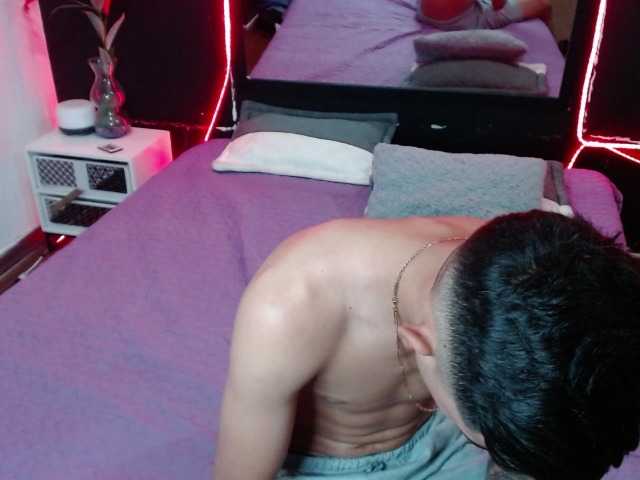 Capturi de ecran de difuzare daddiescumm