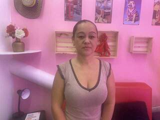 Chat video erotic danajuan