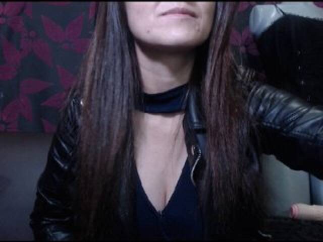 Capturi de ecran de difuzare DanaSub