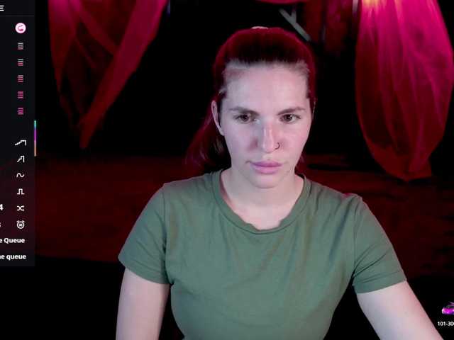 Capturi de ecran de difuzare DanielaReign