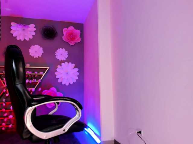 Capturi de ecran de difuzare DanielleRaY