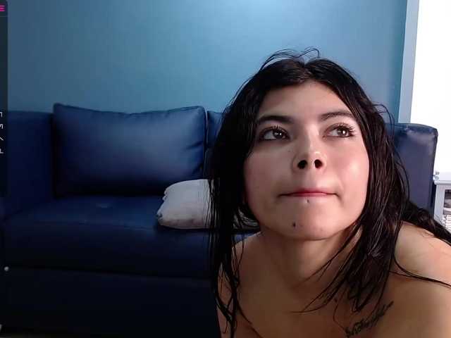 Fotografii DannaWhitee #new #latina #bigas #pussy im new here, what do u wait for have a horny show with me?