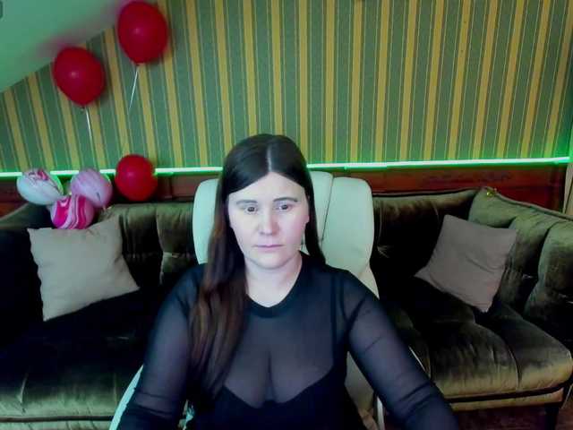 Capturi de ecran de difuzare DarinaKarlotta