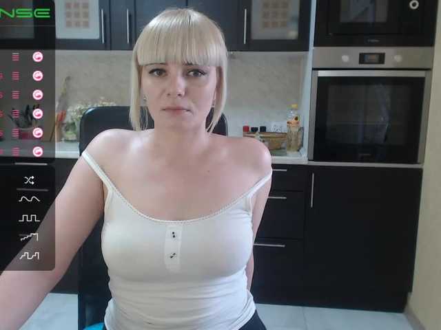 Capturi de ecran de difuzare _-Dasha-_