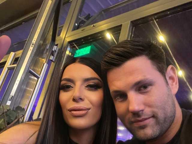 Fotografie a profilului Daveeveline21