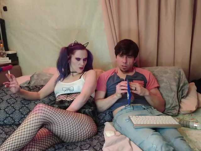 Capturi de ecran de difuzare DawlFace