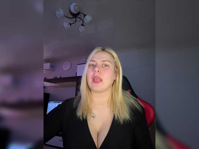 Capturi de ecran de difuzare -Domina_live-