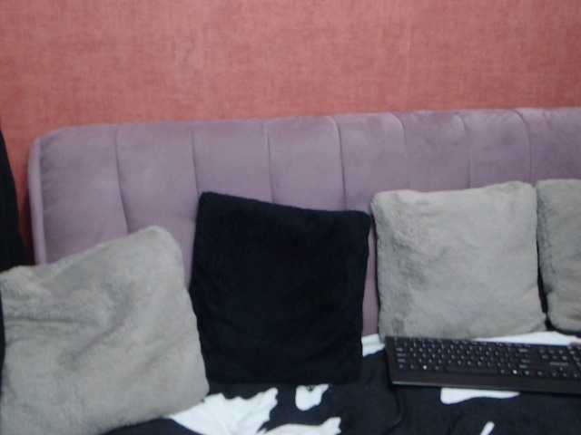 Capturi de ecran de difuzare DayshaDebora