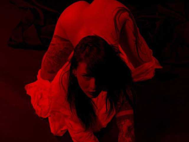 Fotografie a profilului DominatrixDemonia
