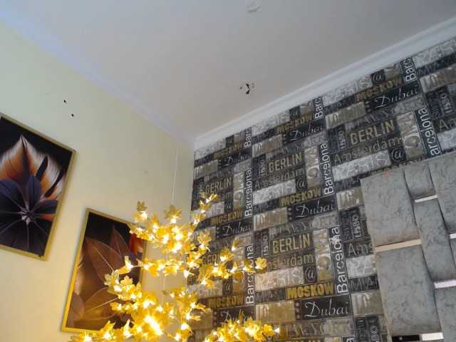 Capturi de ecran de difuzare DEVANY-REY