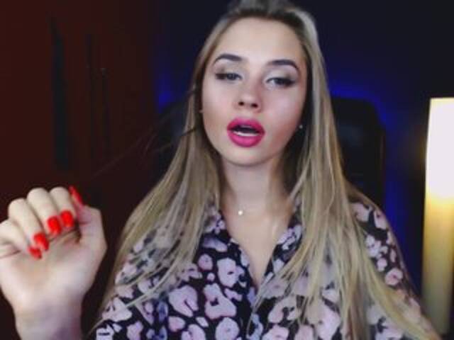 Capturi de ecran de difuzare DiamondDiva