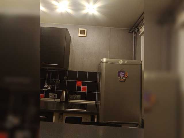 Capturi de ecran de difuzare DiamondKey