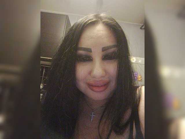 Capturi de ecran de difuzare DiamondKey