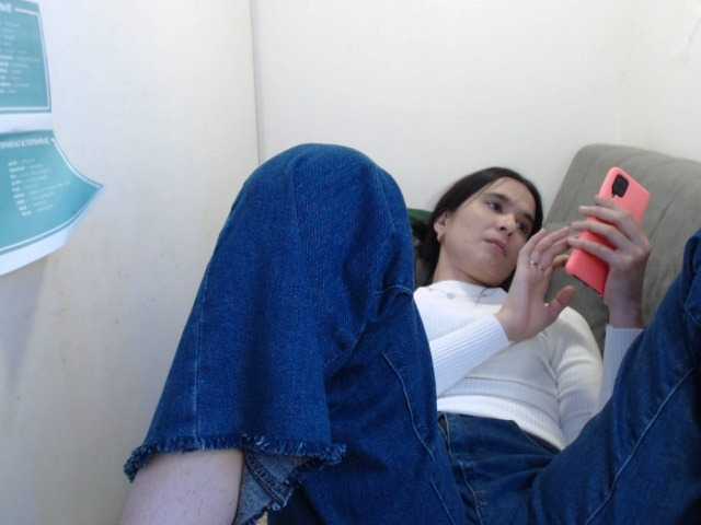 Capturi de ecran de difuzare Dilzsex