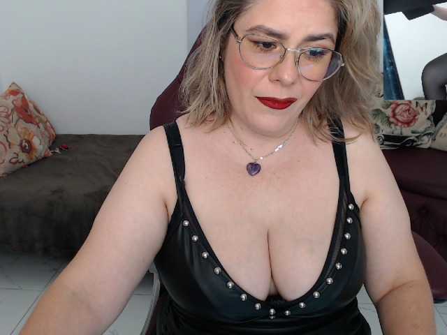 Capturi de ecran de difuzare Diva-Hot82