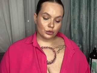 Chat video erotic Divine-1