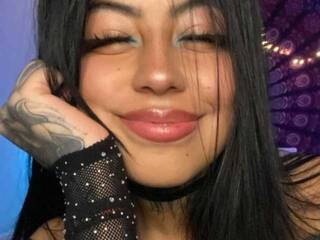 Chat video erotic Dollcam