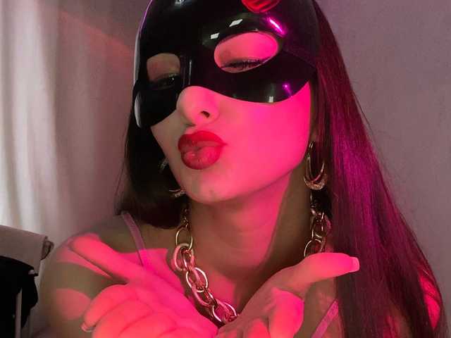 Fotografie a profilului DollyxDiva