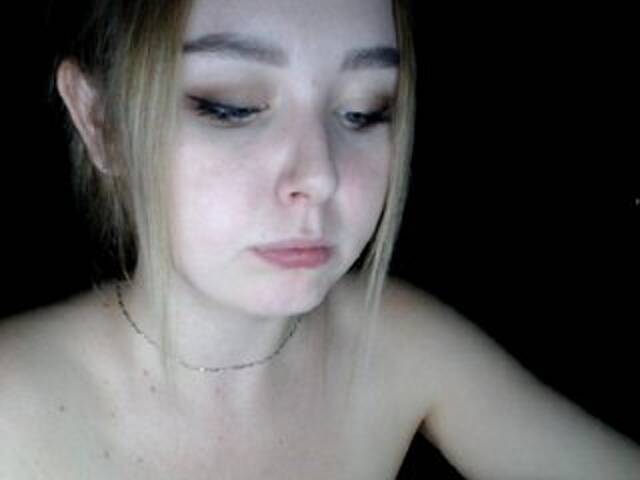 Capturi de ecran de difuzare -KItIn-