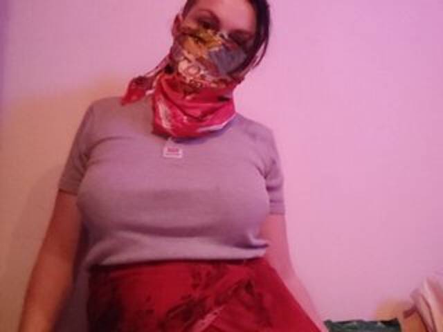 Capturi de ecran de difuzare doublepervers