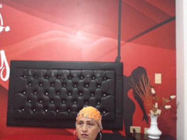 Capturi de ecran de difuzare Dulce-Hot