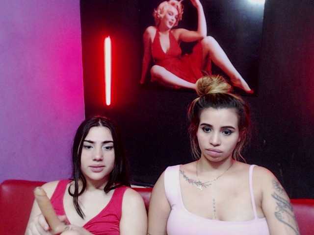 Fotografii duosexygirl hi welcome to our room, we are 2 latin girls, we wanna have some fun, send tips for see tittys, asses. kisses, and more