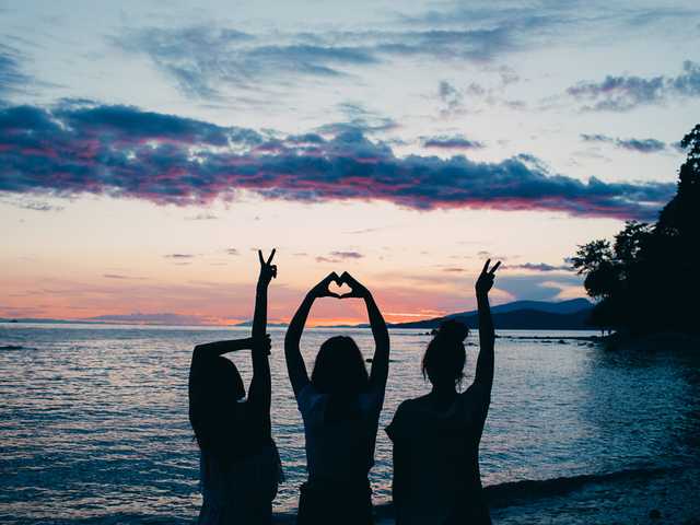 Fotografie a profilului Ebonies-brown