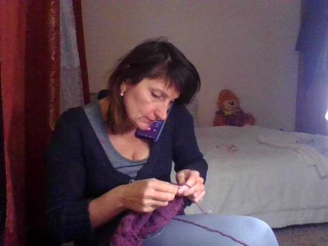 Capturi de ecran de difuzare Eleanesa