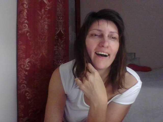 Capturi de ecran de difuzare Eleanesa