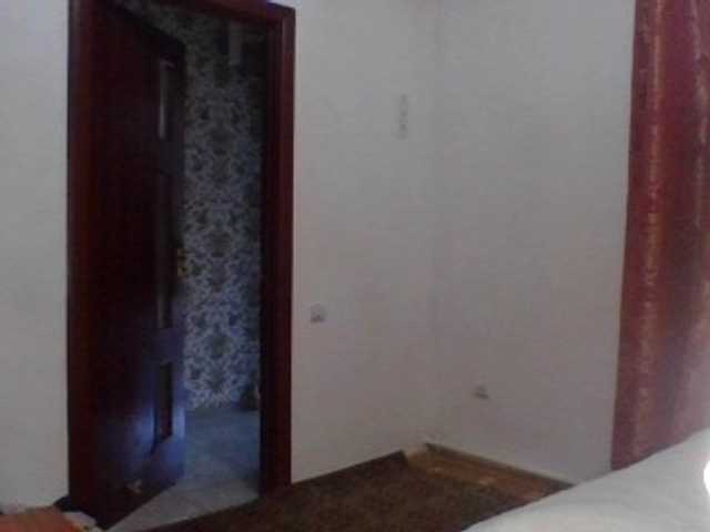 Capturi de ecran de difuzare Eleanesa