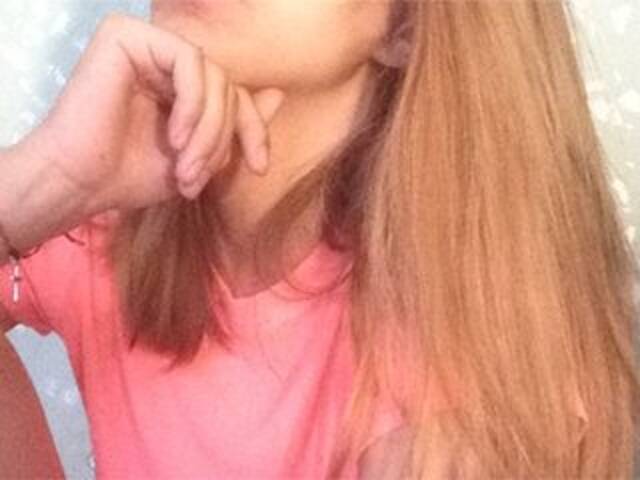 Capturi de ecran de difuzare ElegantBlonda