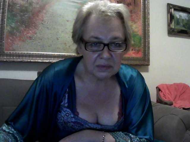 Capturi de ecran de difuzare ElegantBlonda