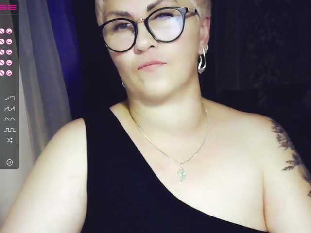 Capturi de ecran de difuzare Elenamilfa