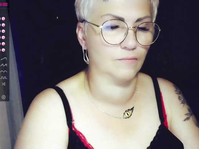 Capturi de ecran de difuzare Elenamilfa