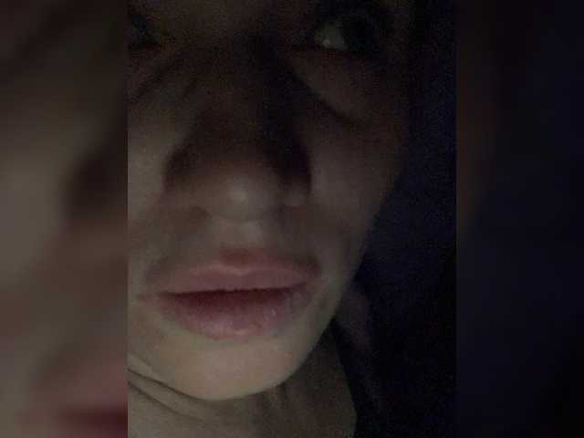 Capturi de ecran de difuzare Milka_Milf