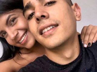 Chat video erotic EliandJacob1