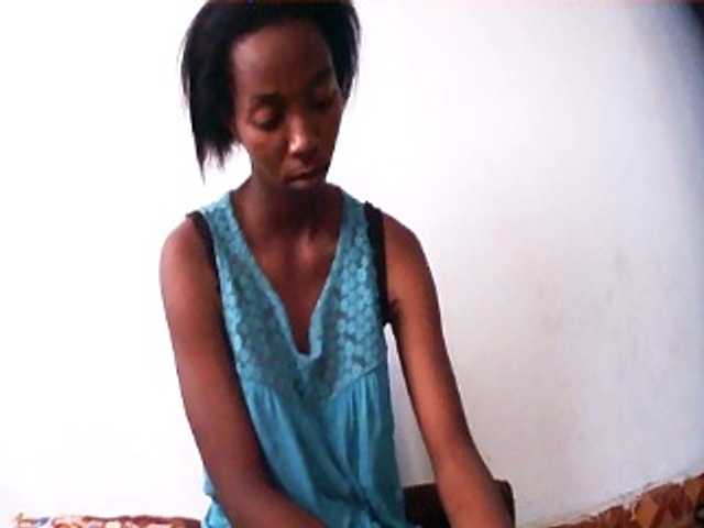 Capturi de ecran de difuzare ElianeXhot