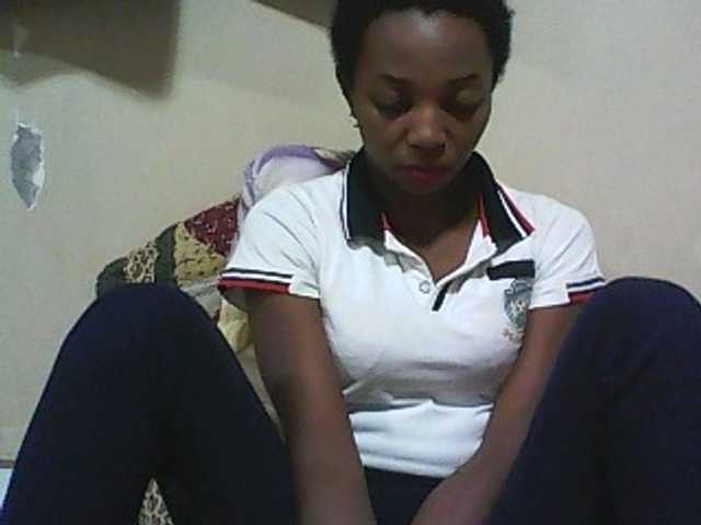 Capturi de ecran de difuzare ElianeXhot