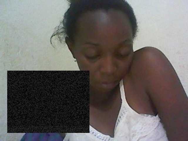 Capturi de ecran de difuzare ElianeXhot