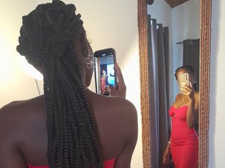 Chat video erotic ElieSayana