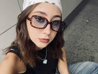 Chat video erotic ElizaDarleen