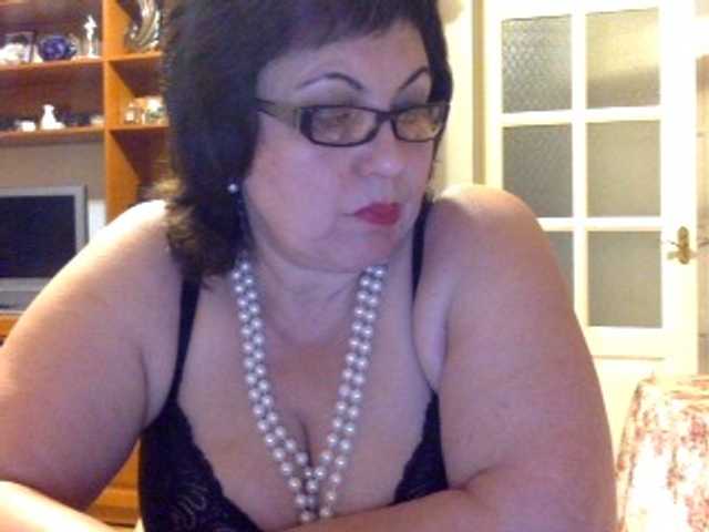 Capturi de ecran de difuzare ElizzaBelise