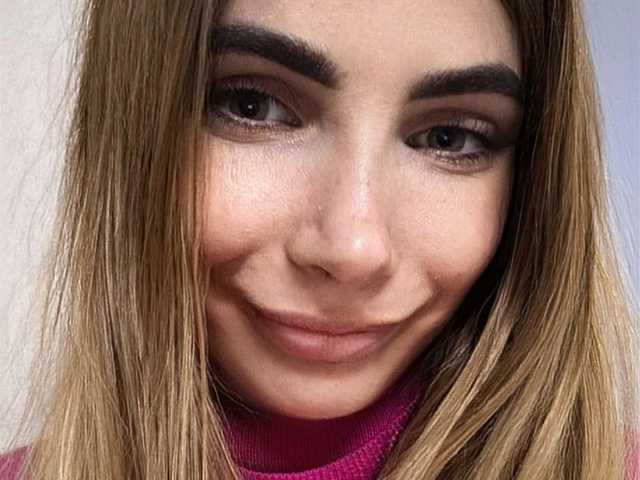 Fotografie a profilului Ella-Lizzie