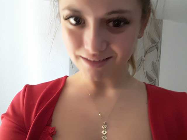 Fotografie a profilului Ella31