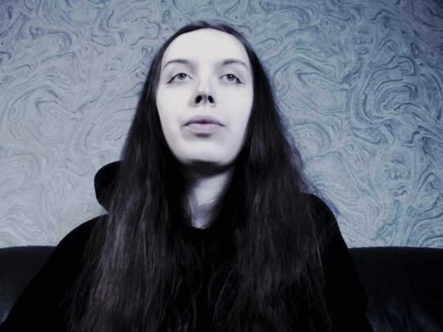 Capturi de ecran de difuzare EllaDark