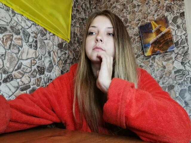 Capturi de ecran de difuzare EllaLaLovely