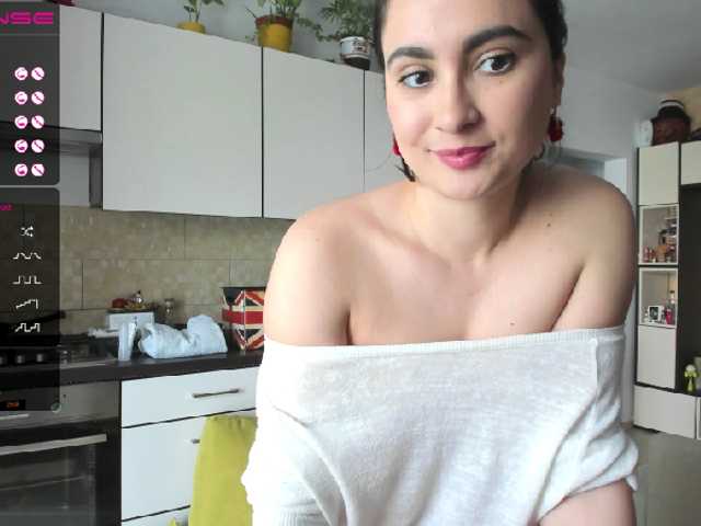 Capturi de ecran de difuzare Ellarouge